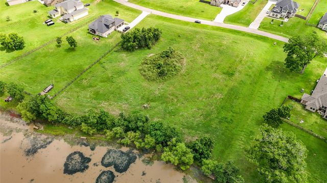 950 Lakeland Circle, Rosharon, TX 77583