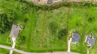 950 Lakeland Circle, Rosharon, TX 77583