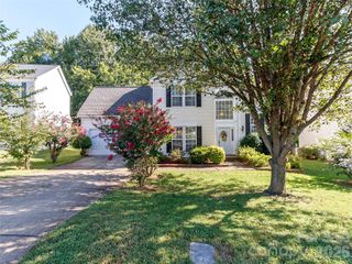 9901 Sweet Plum Drive, Charlotte, NC 28215