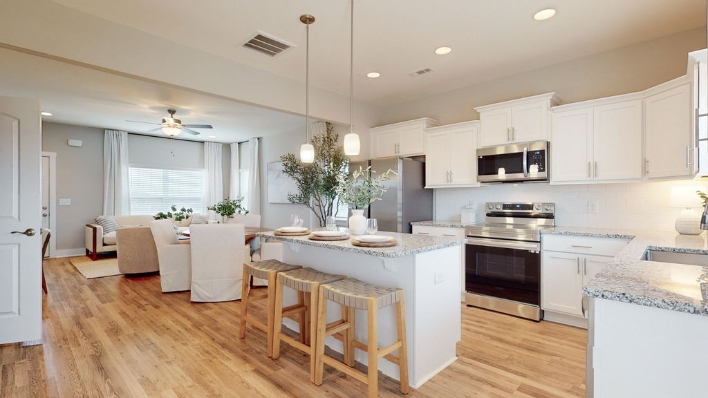 205 Dry Creek Commons, Goodlettsville, TN 37072