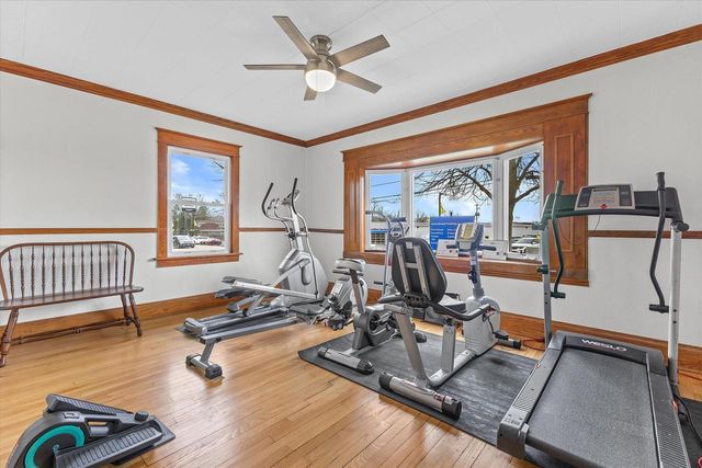 752 Wells STREET, Lake Geneva, WI 53147