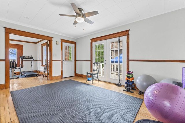 752 Wells STREET, Lake Geneva, WI 53147