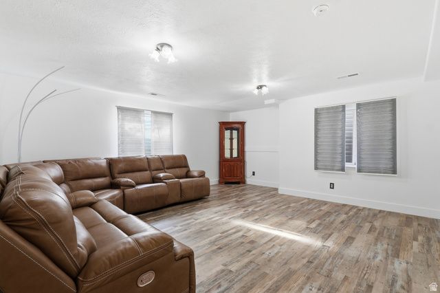 71 E HUNTERS HVN, Saratoga Springs, UT 84045