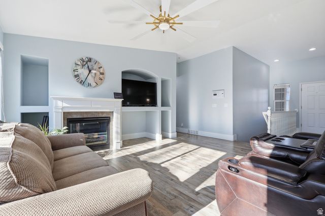 71 E HUNTERS HVN, Saratoga Springs, UT 84045