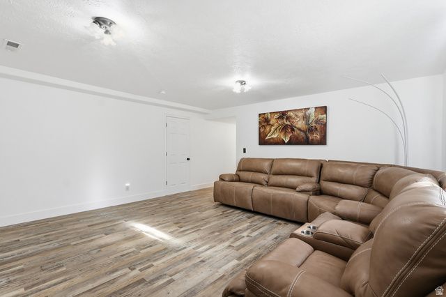 71 E HUNTERS HVN, Saratoga Springs, UT 84045