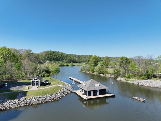 400 Warioto Way Apt 614, Ashland City, TN 37015