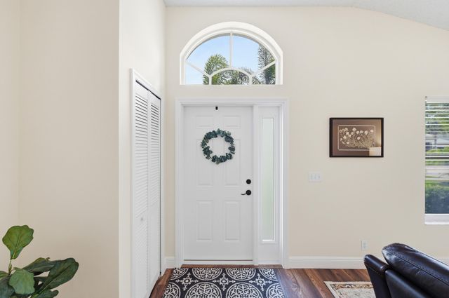 15181 Oak Chase Court, Wellington, FL 33414
