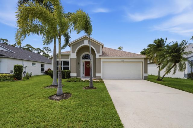 15181 Oak Chase Court, Wellington, FL 33414