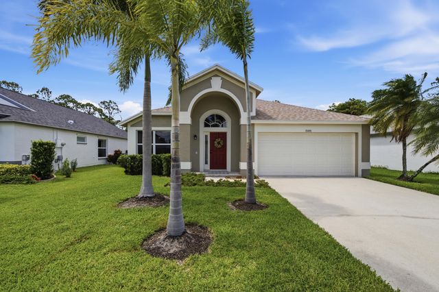 15181 Oak Chase Court, Wellington, FL 33414