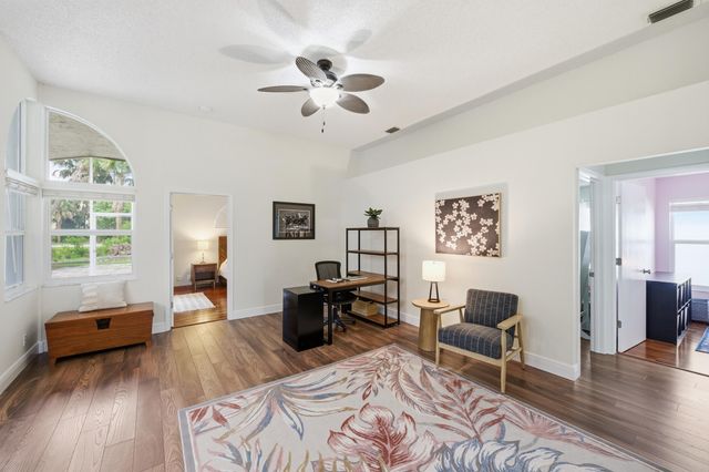 15181 Oak Chase Court, Wellington, FL 33414