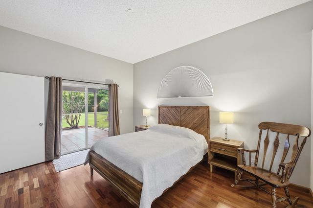 15181 Oak Chase Court, Wellington, FL 33414