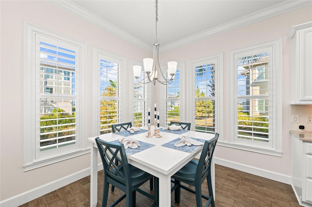 Image 22 of property listing at 334 CASTAWAY CAY DRIVE 101, Bradenton, FL 34209