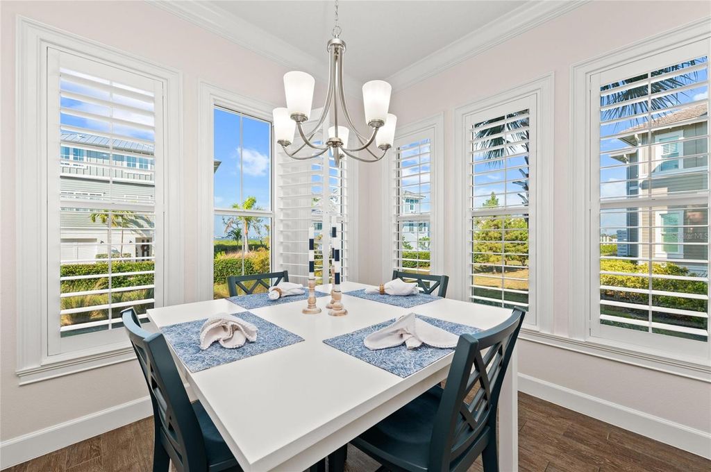 Image 23 of property listing at 334 CASTAWAY CAY DRIVE 101, Bradenton, FL 34209