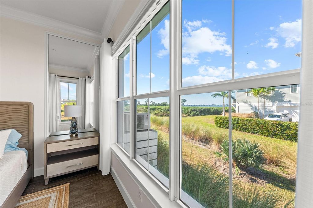 Image 26 of property listing at 334 CASTAWAY CAY DRIVE 101, Bradenton, FL 34209