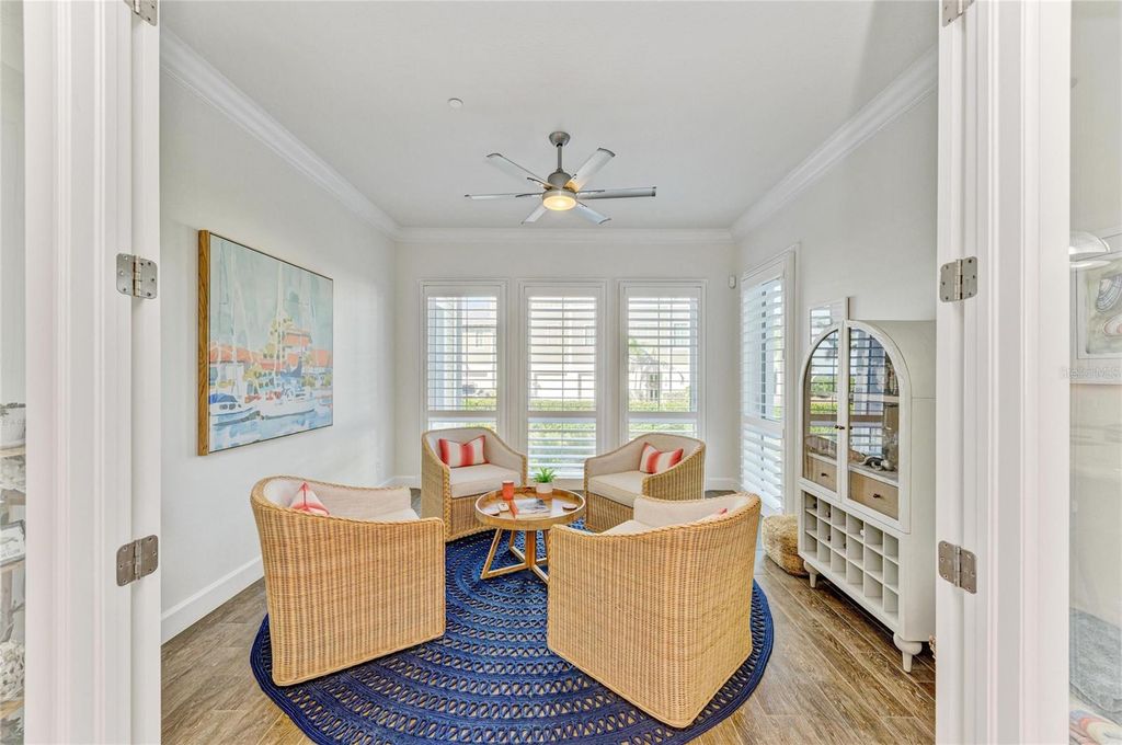 Image 52 of property listing at 334 CASTAWAY CAY DRIVE 101, Bradenton, FL 34209