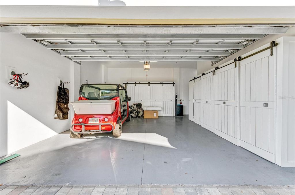 Image 57 of property listing at 334 CASTAWAY CAY DRIVE 101, Bradenton, FL 34209