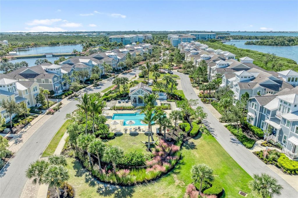 Image 60 of property listing at 334 CASTAWAY CAY DRIVE 101, Bradenton, FL 34209