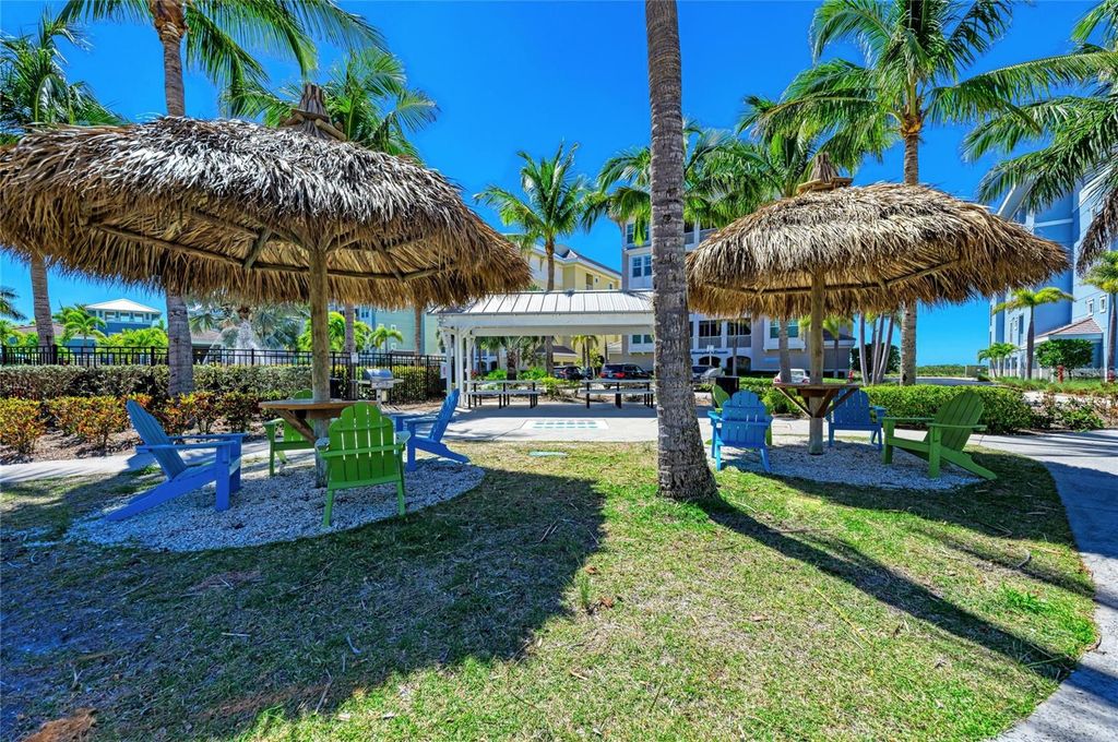 Image 86 of property listing at 334 CASTAWAY CAY DRIVE 101, Bradenton, FL 34209