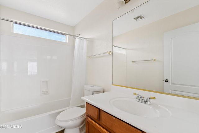 654 E TAYLOR Trail, San Tan Valley, AZ 85143