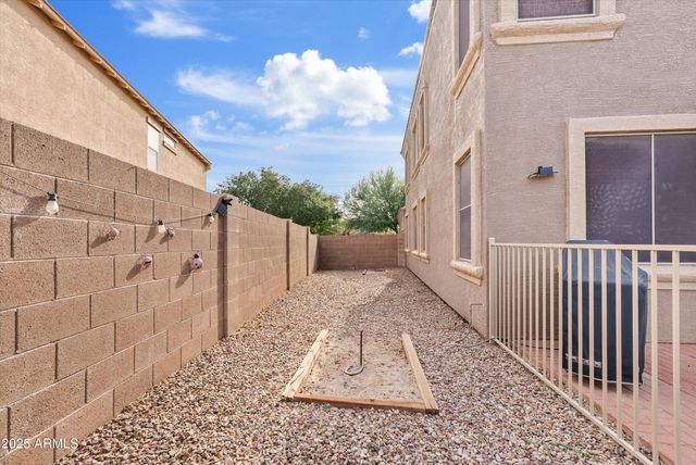 654 E TAYLOR Trail, San Tan Valley, AZ 85143