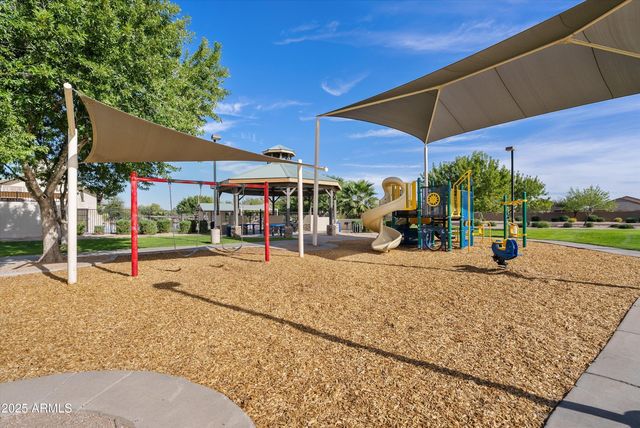 654 E TAYLOR Trail, San Tan Valley, AZ 85143