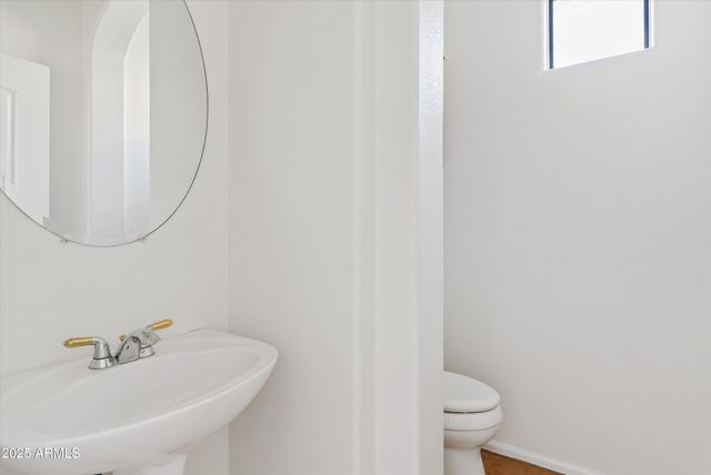 654 E TAYLOR Trail, San Tan Valley, AZ 85143