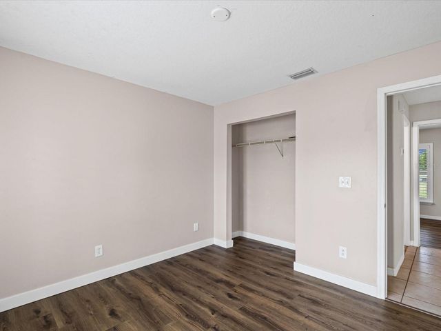 31706 HUNT CLUB LANE, Wesley Chapel, FL 33543