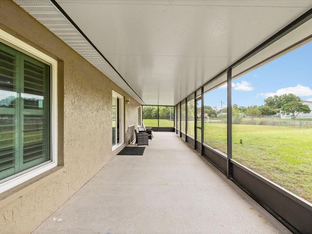 31706 HUNT CLUB LANE, Wesley Chapel, FL 33543