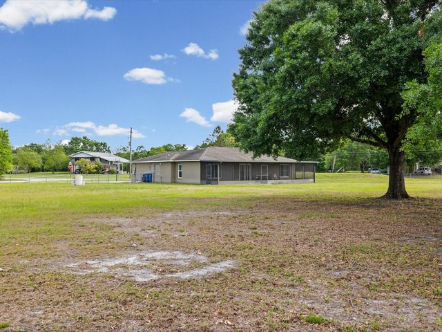 31706 HUNT CLUB LANE, Wesley Chapel, FL 33543