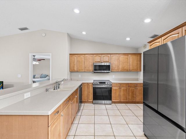 31706 HUNT CLUB LANE, Wesley Chapel, FL 33543