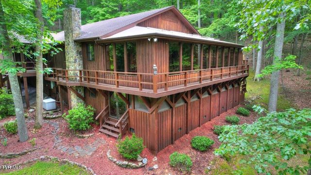 180 Misty Woods Drive, Blountville, TN 37617
