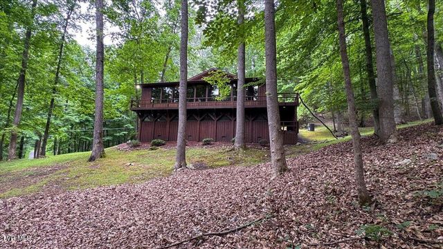 180 Misty Woods Drive, Blountville, TN 37617