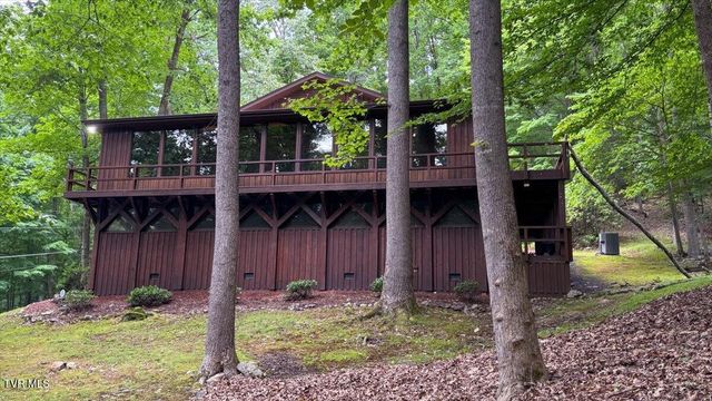 180 Misty Woods Drive, Blountville, TN 37617