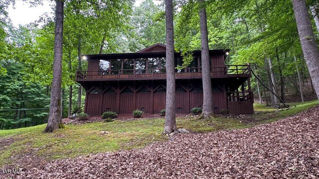 180 Misty Woods Drive, Blountville, TN 37617