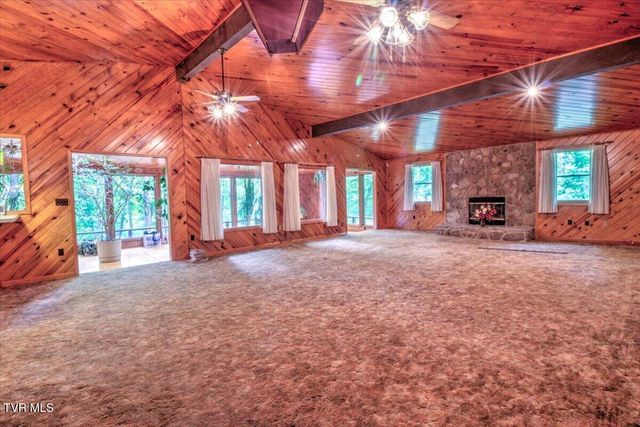 180 Misty Woods Drive, Blountville, TN 37617