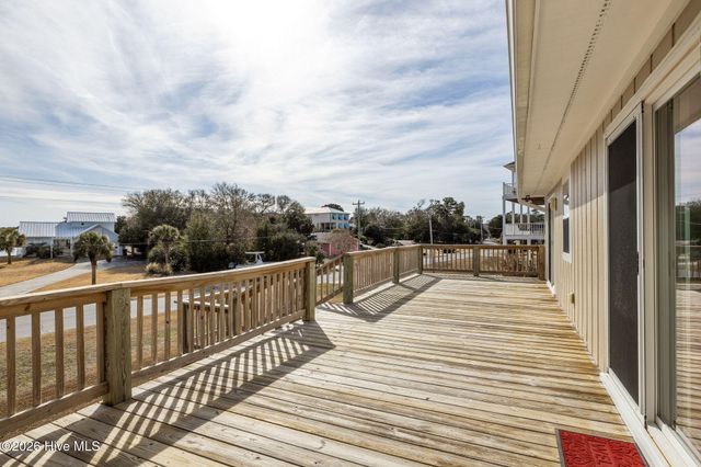 7019 Sound Drive South, Emerald Isle, NC 28594