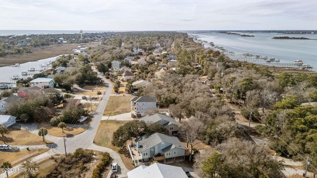 7019 Sound Drive South, Emerald Isle, NC 28594