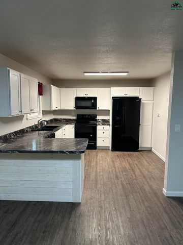 2826 TOTEM DRIVE, Fairbanks, AK 99709