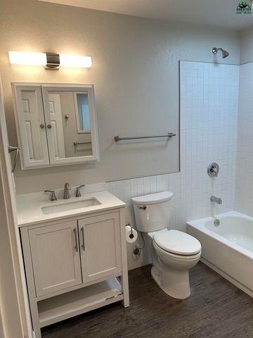 2826 TOTEM DRIVE, Fairbanks, AK 99709