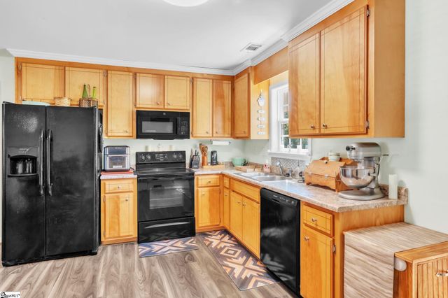 206 Destiny Drive, Gray Court, SC 29645