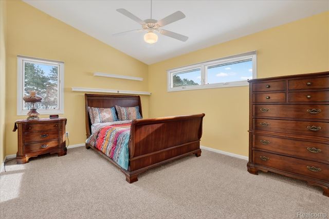 174 Addison Circle 19, Fowlerville Village, MI 48836