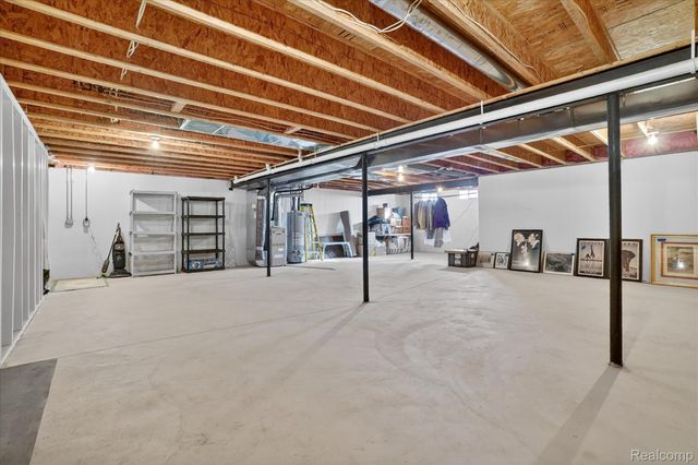 174 Addison Circle 19, Fowlerville Village, MI 48836