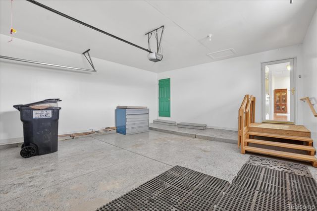 174 Addison Circle 19, Fowlerville Village, MI 48836