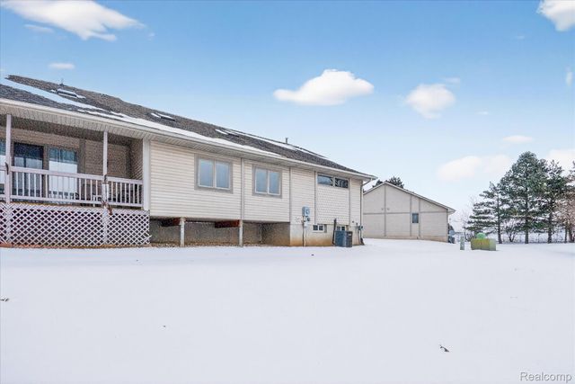 174 Addison Circle 19, Fowlerville Village, MI 48836