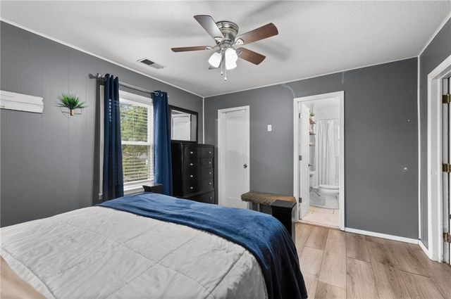 4332 Oakland Avenue, Kansas City, KS 66102