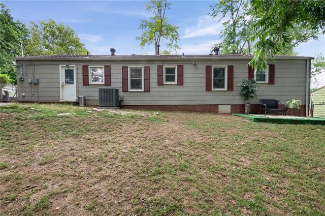4332 Oakland Avenue, Kansas City, KS 66102