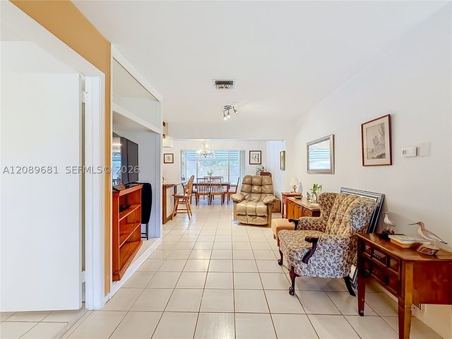 4220 NE 4th Ter, Deerfield Beach, FL 33064