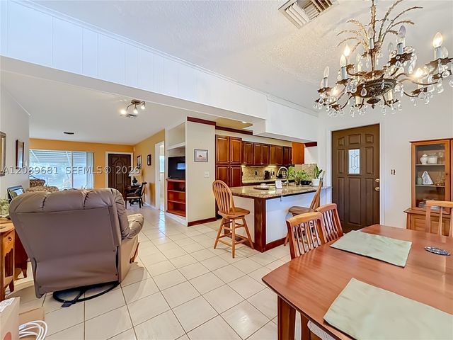 4220 NE 4th Ter, Deerfield Beach, FL 33064