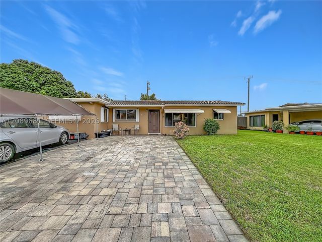 4220 NE 4th Ter, Deerfield Beach, FL 33064