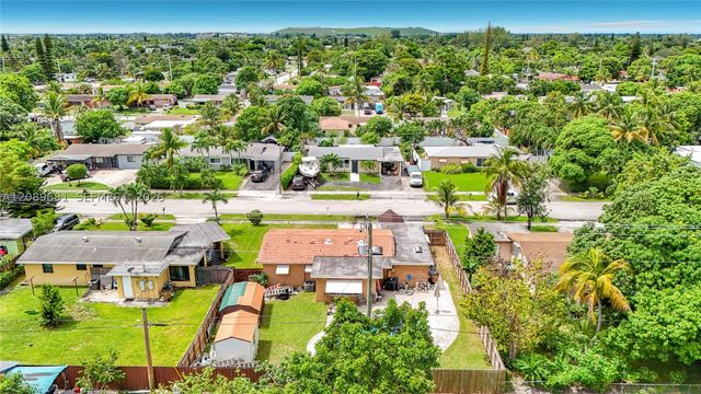 4220 NE 4th Ter, Deerfield Beach, FL 33064